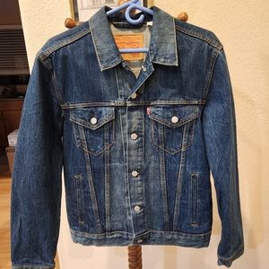 Levis trucker jean jacket